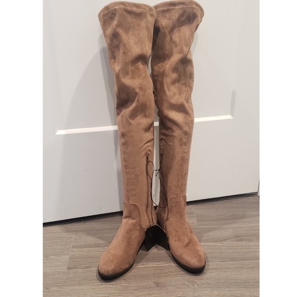 Forever 21 Faux Suede Over-the-Knee Boots - Picture 6 of 9
